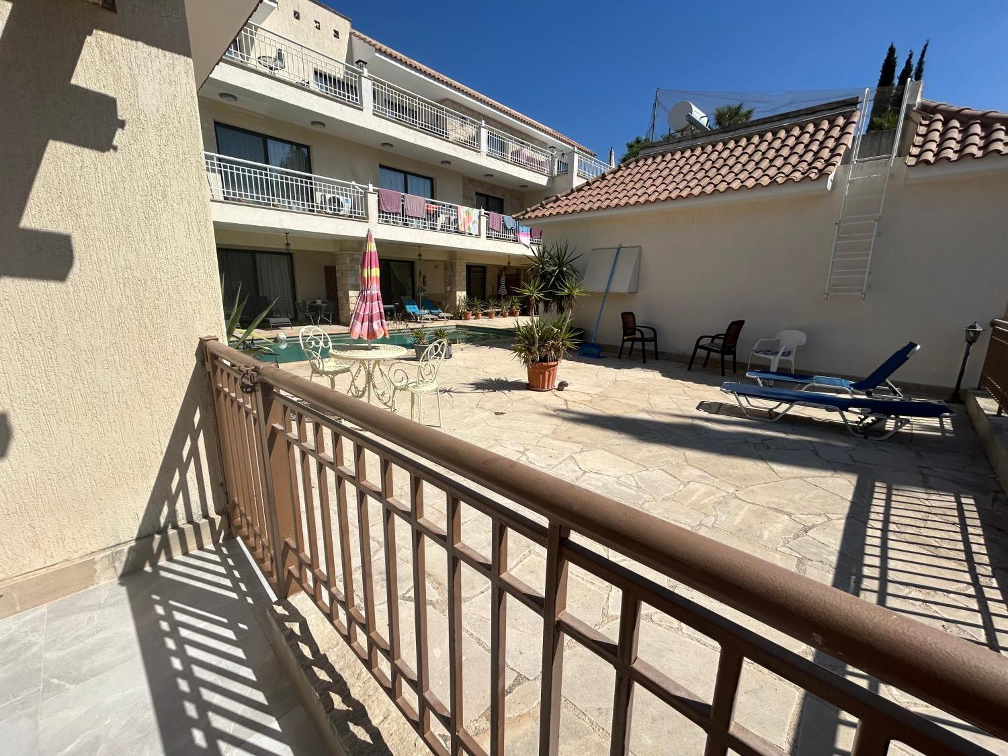 Luxury Kouklia Maisonette Apartment *